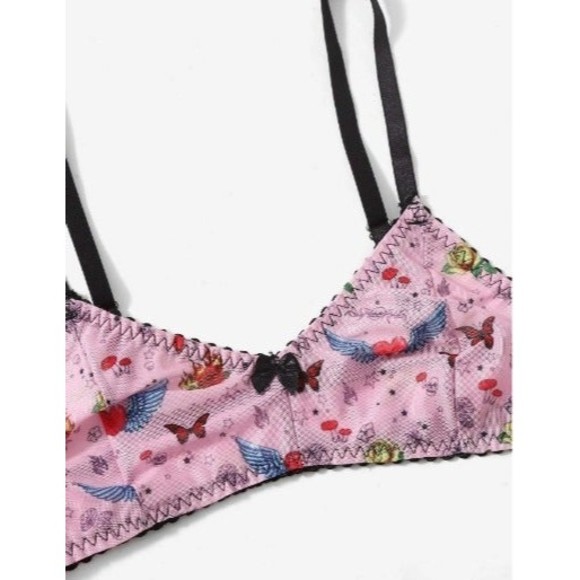 Size 8 Medium Pink Butterfly, Heart & Wings Graphic Bow Lingerie Set - Picture 4 of 5